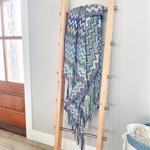 Chevron Lightweight Fringe Blanket-Blue